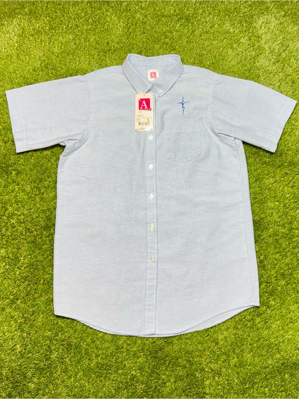 NWT A+ Lansing Catholic High School Uniform Button Up Shirt Women’s Small Blue
